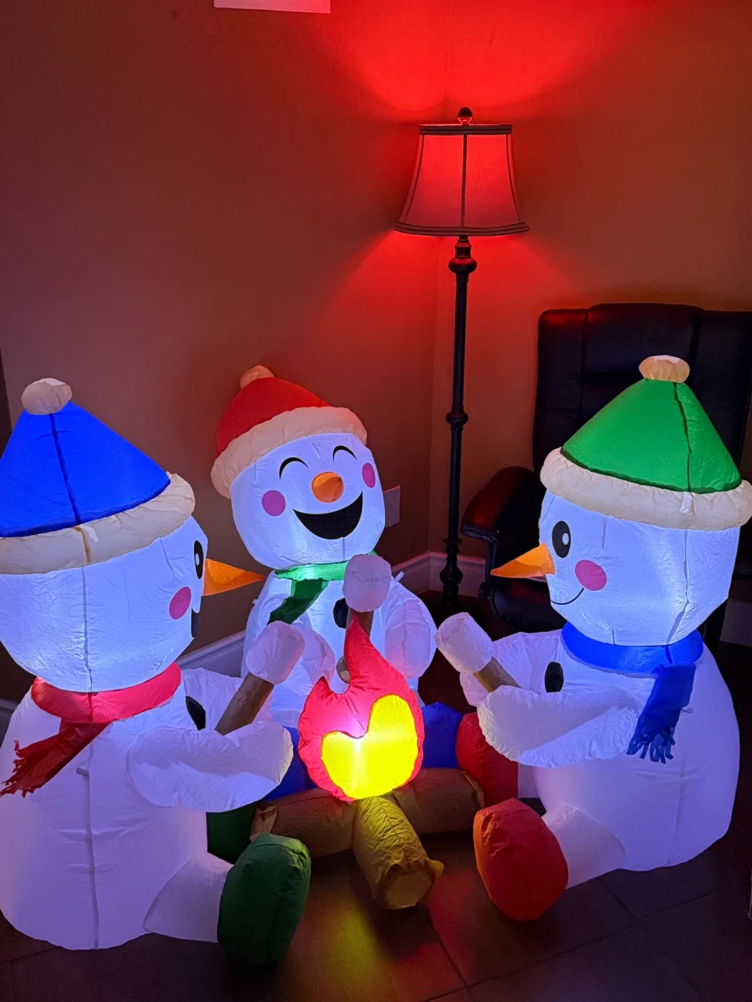Joiedomi Holiday Inflatable Small Snowmen with Campfire - 6FT image indicator(2)