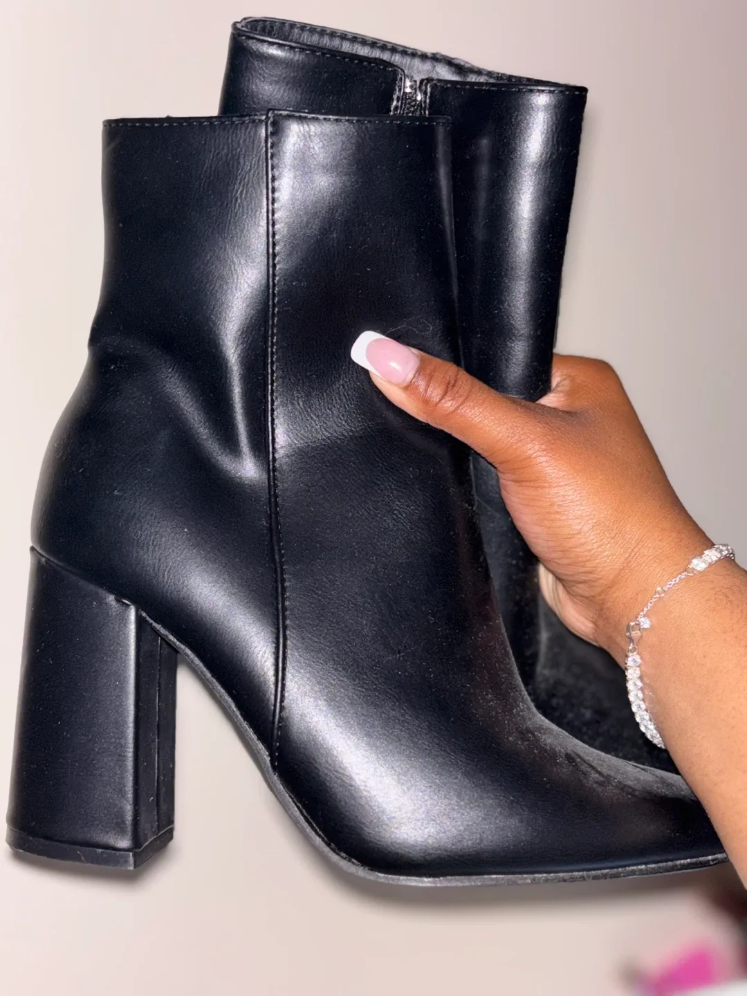Black Ankle Boots thumbnail
