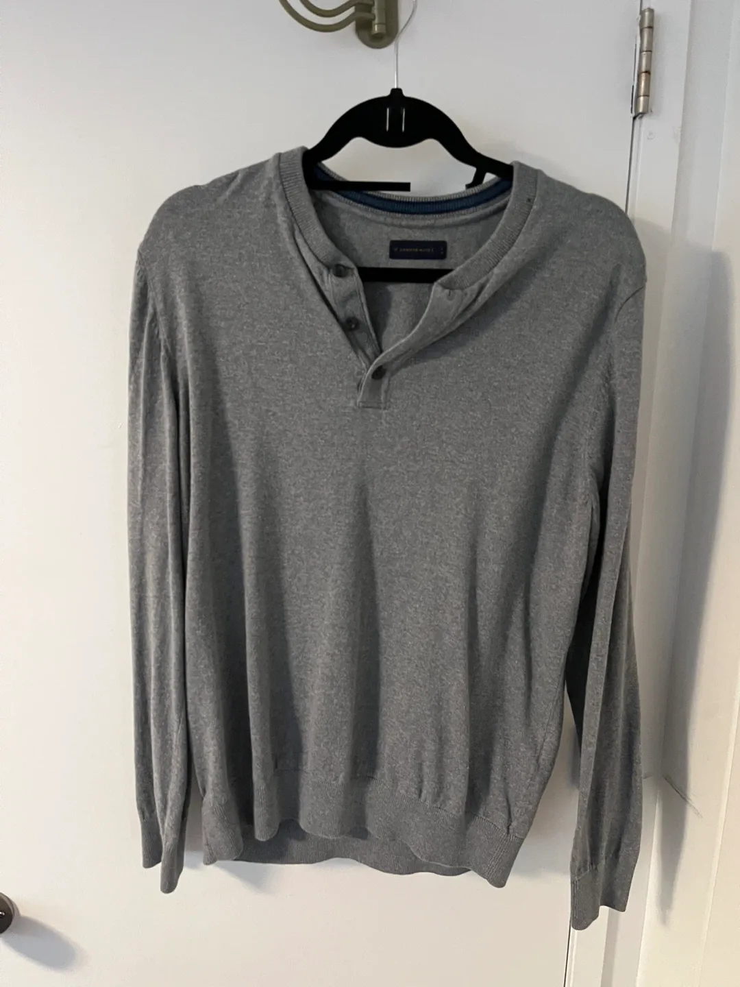 Banana Republic Henley - Grey