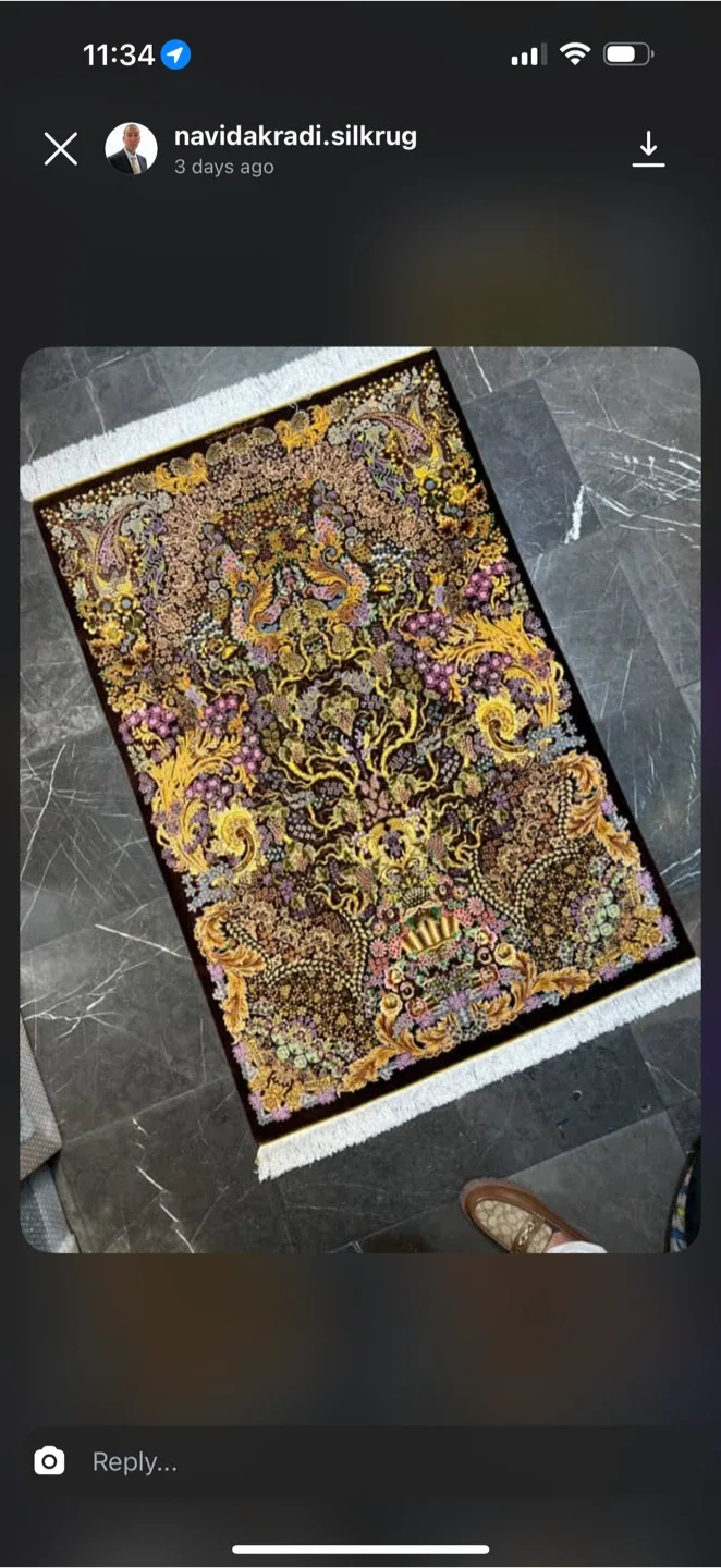 Handmade Silk Rug image indicator(3)