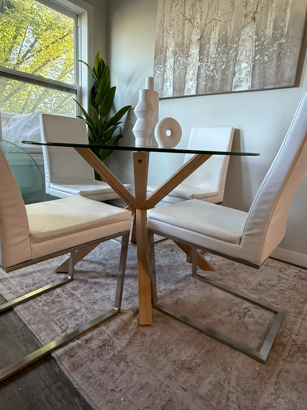 Glass Round Dining Table with 4 White Chairs - photo 3