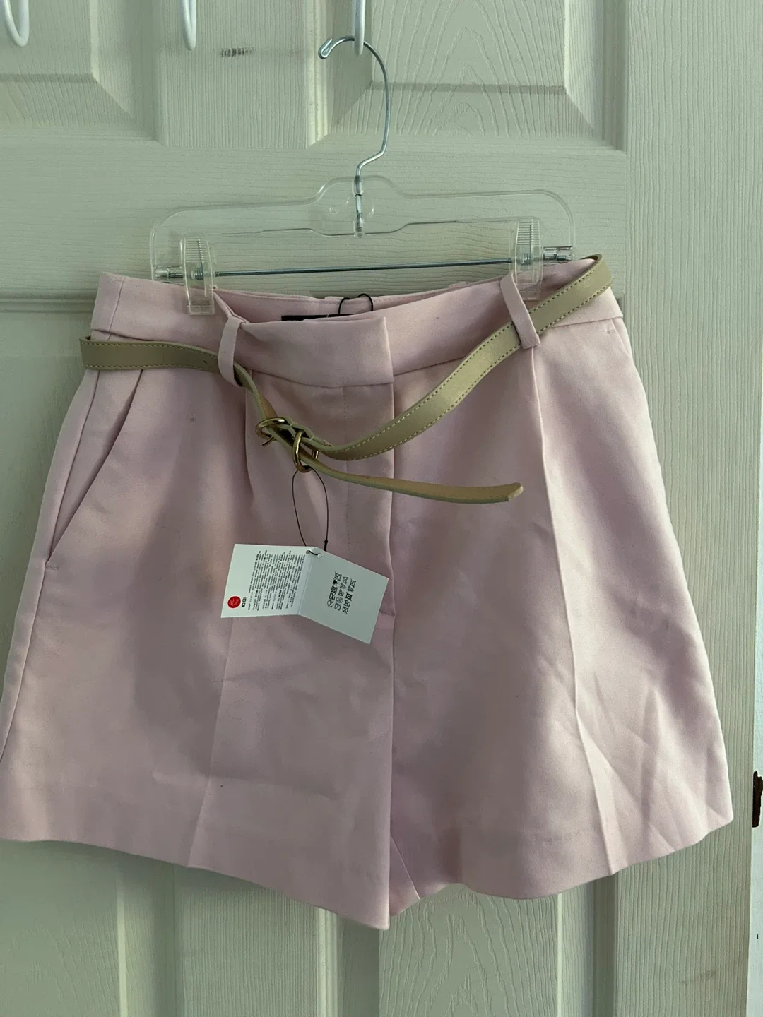 Zara Pink Shorts - Size M image indicator(2)