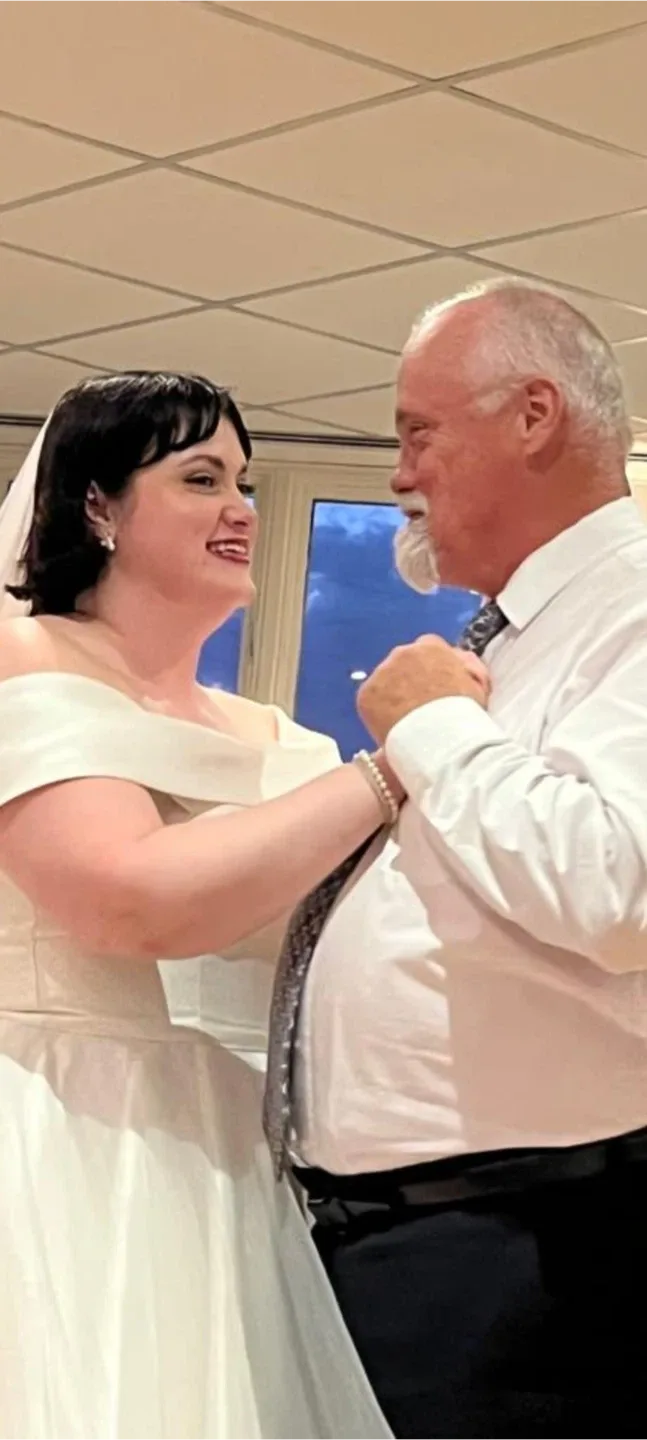 Stunning Royal blue Crystal Necklace Set with Earring image indicator(7)