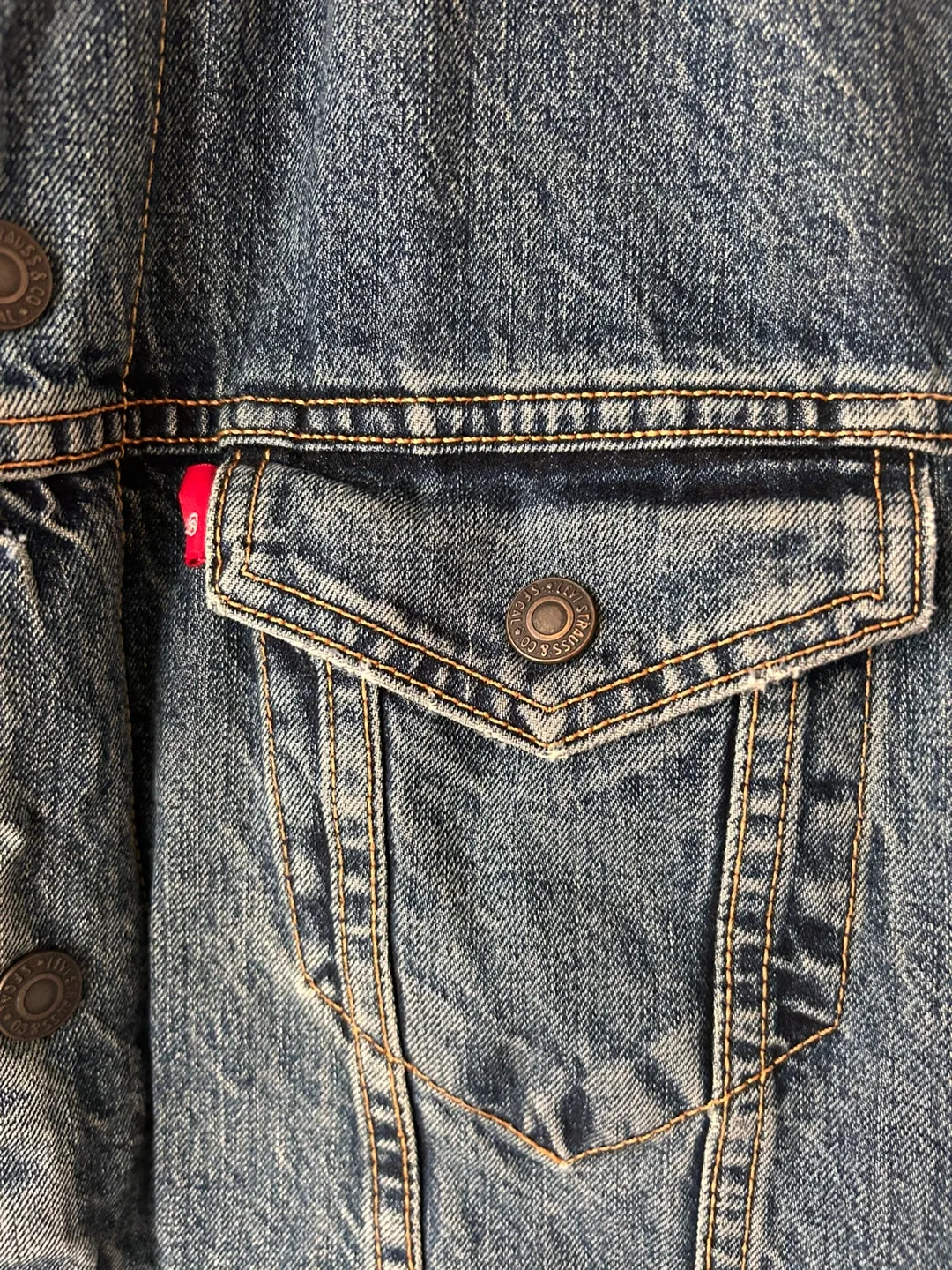 Levi Strauss & Co. Sherpa Trucker Jacket - Size L image indicator(3)