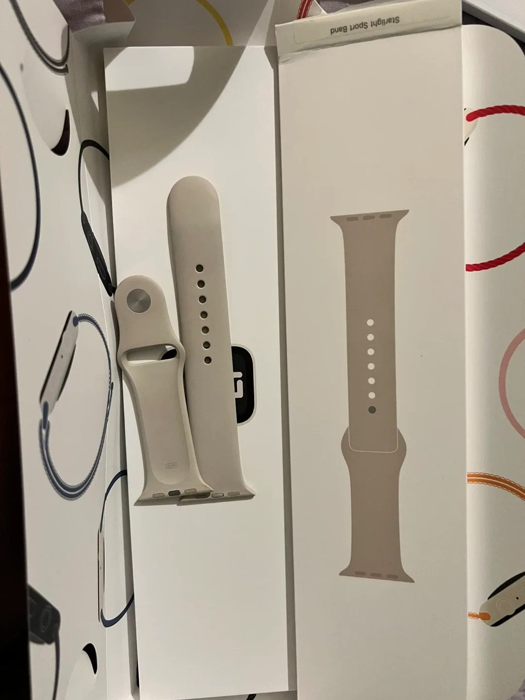 Apple Watch SE Starlight 44mm - Like New! image indicator(4)