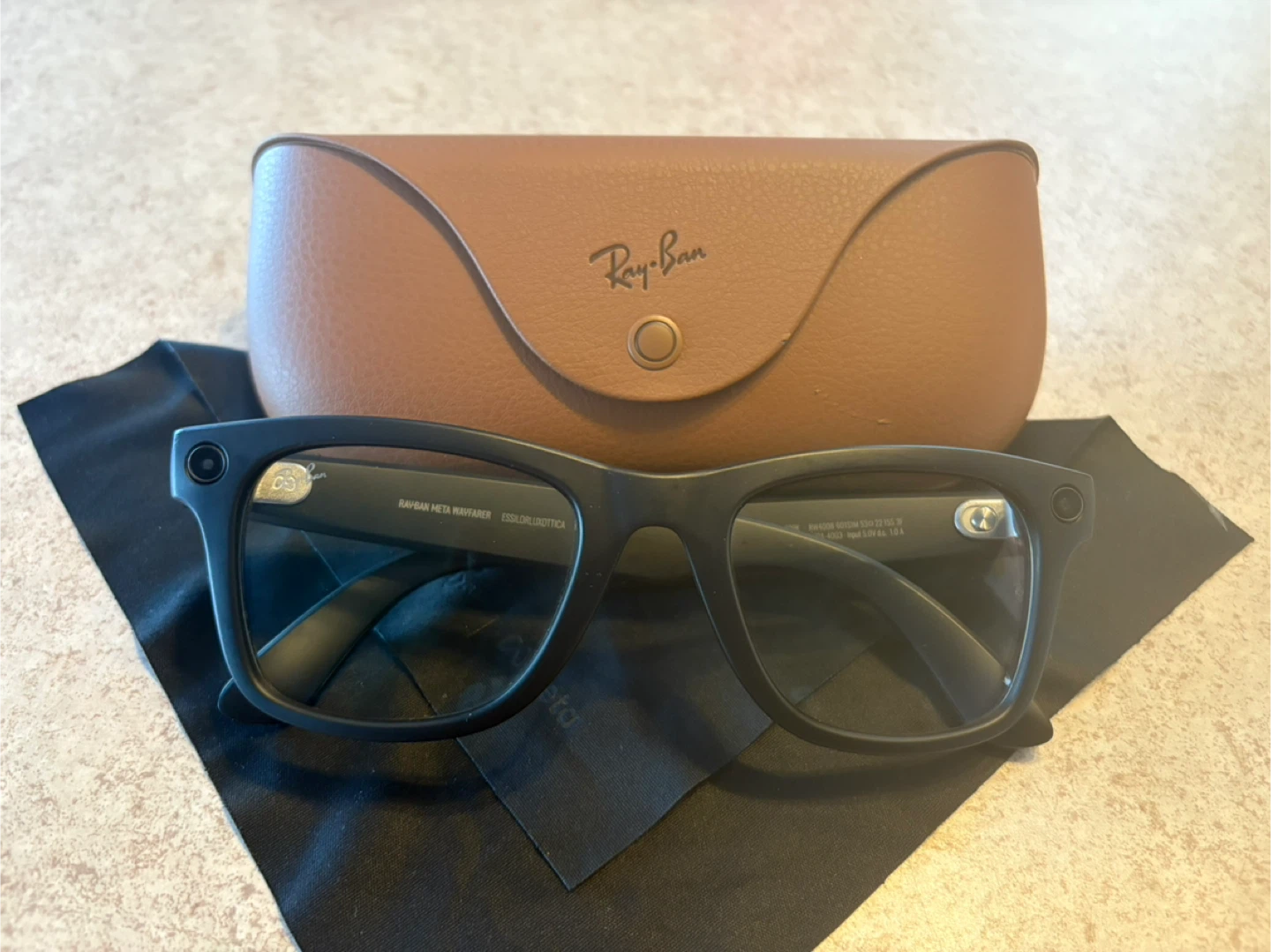 Ray-Ban Meta Wayfarer Smart Glasses - photo 4