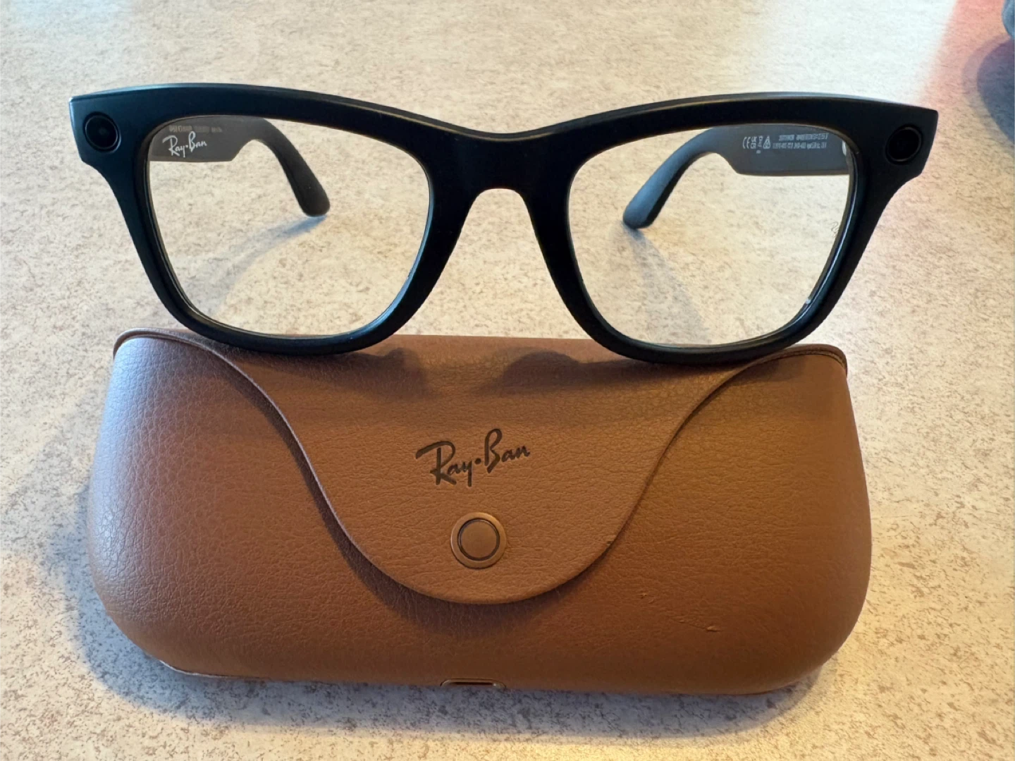 Ray-Ban Meta Wayfarer Smart Glasses - photo 3