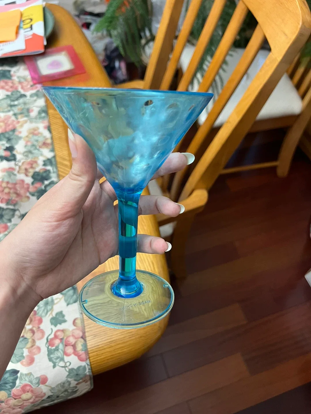 Plastic Martini Glasses - Funky Colours! image indicator(4)