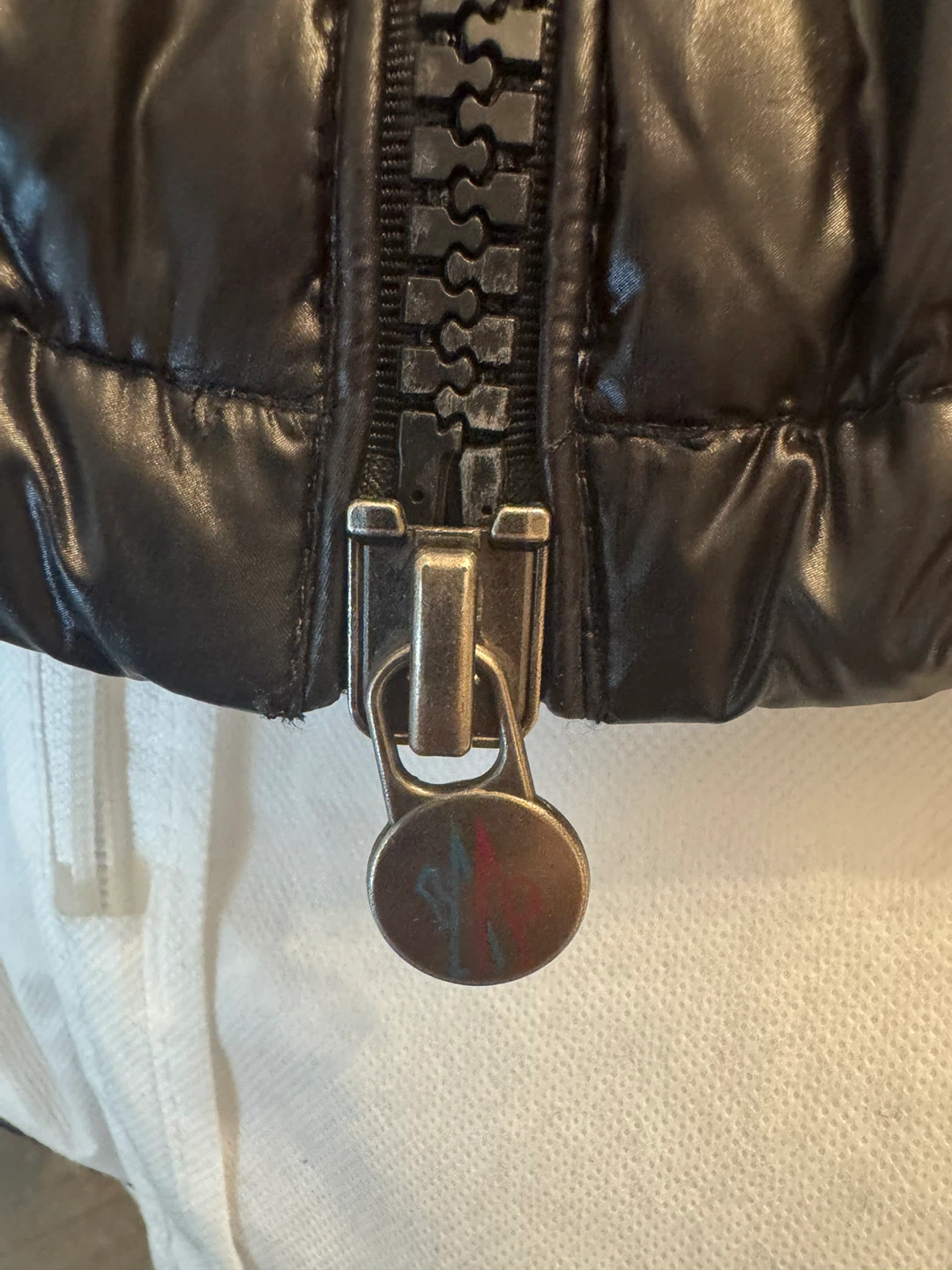 Moncler Black Puffer Jacket size 3 Authentic - photo 3