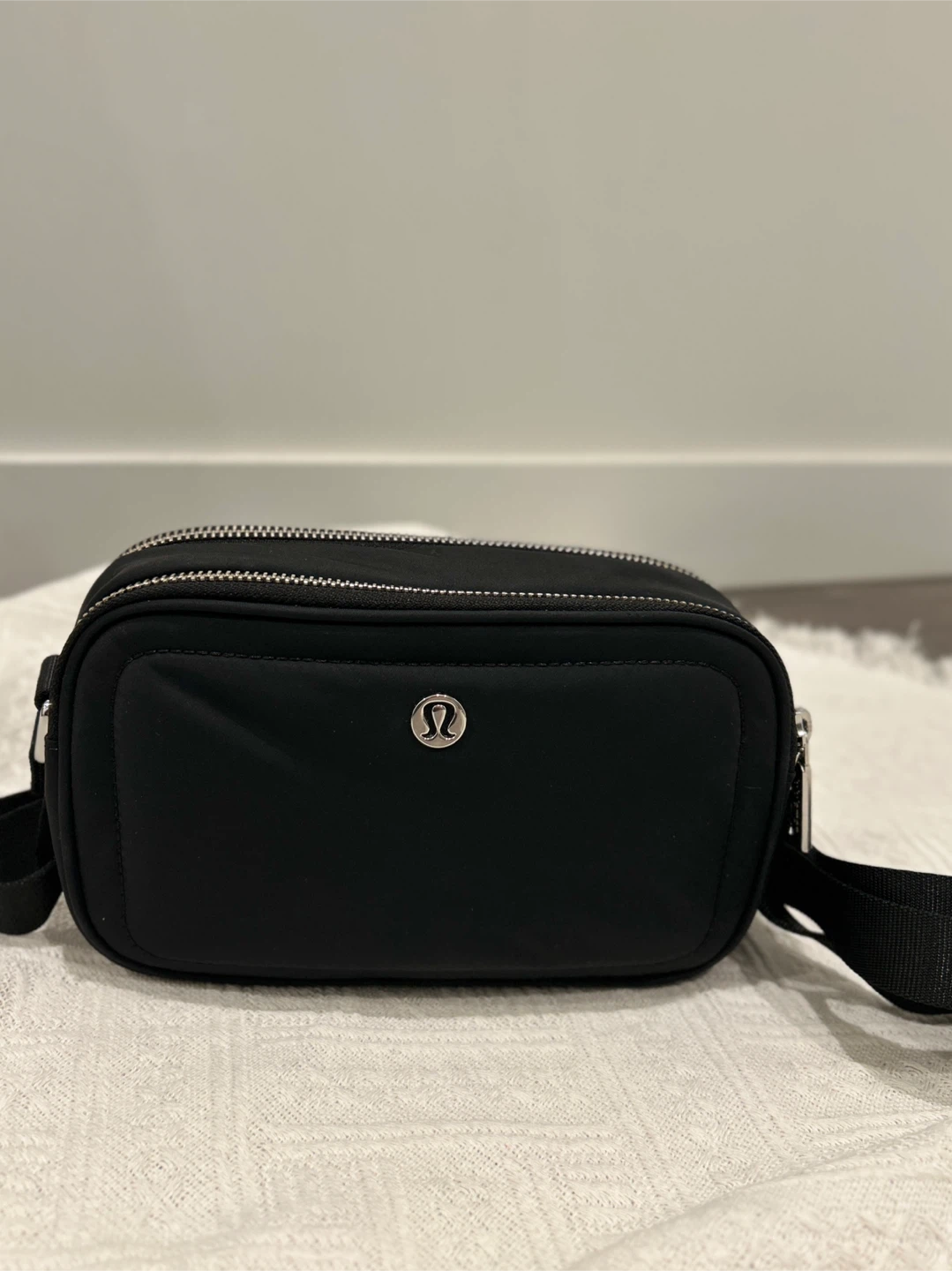 Lululemon Camera Bag Black