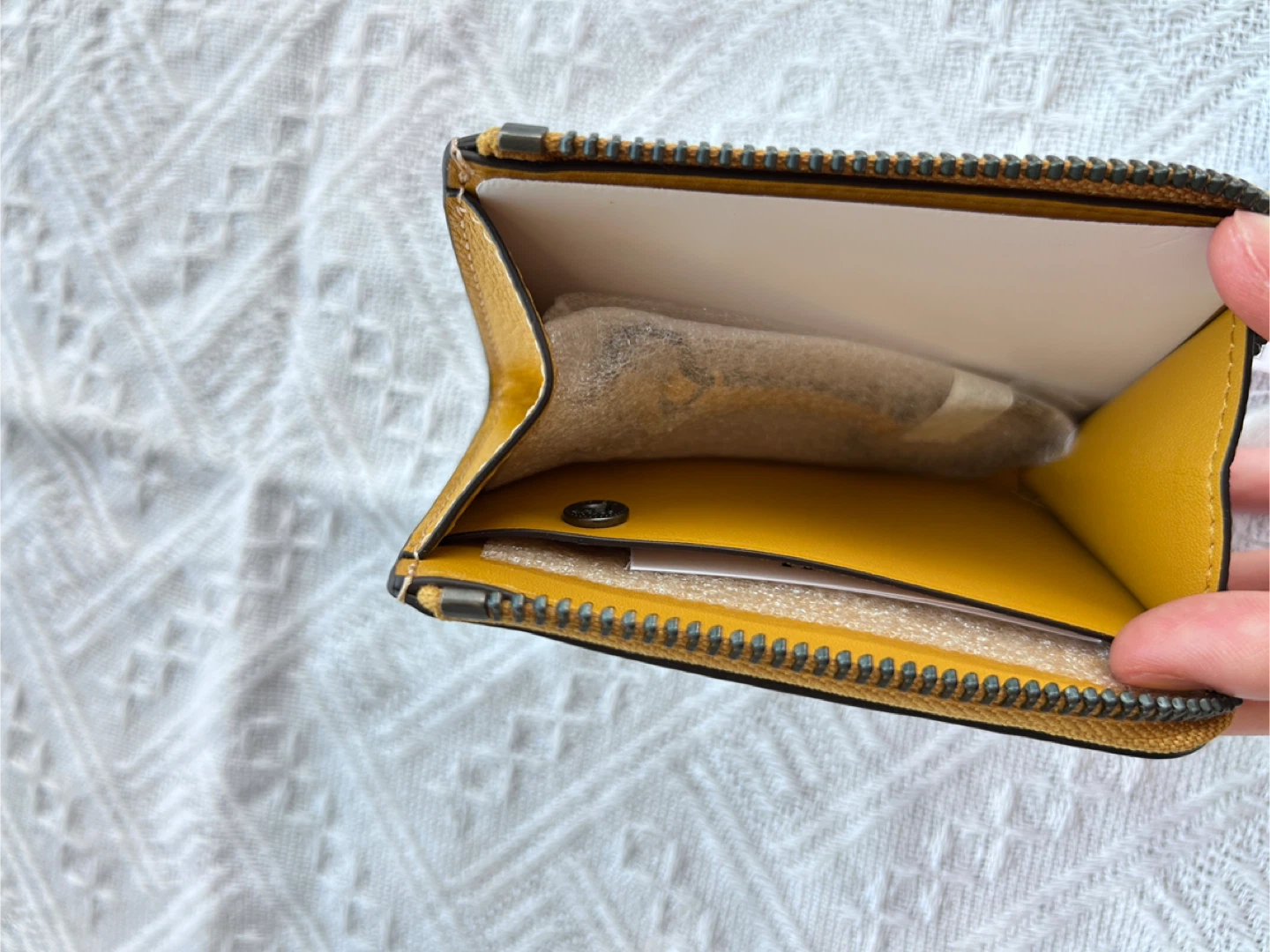 New Coach Zip Card Case - Mustard Yellow - photo 3