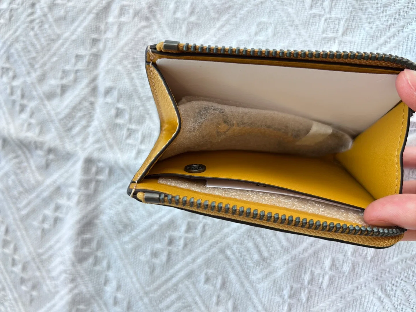 New Coach Zip Card Case - Mustard Yellow image indicator(3)