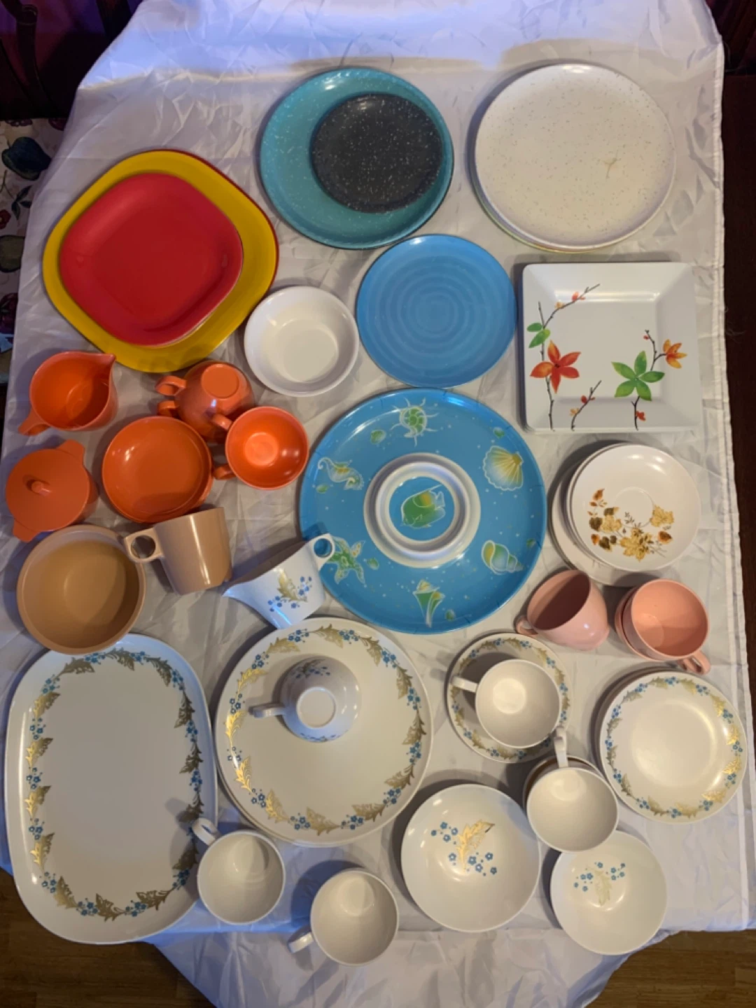 MELMAC- MELAMINE DISHES