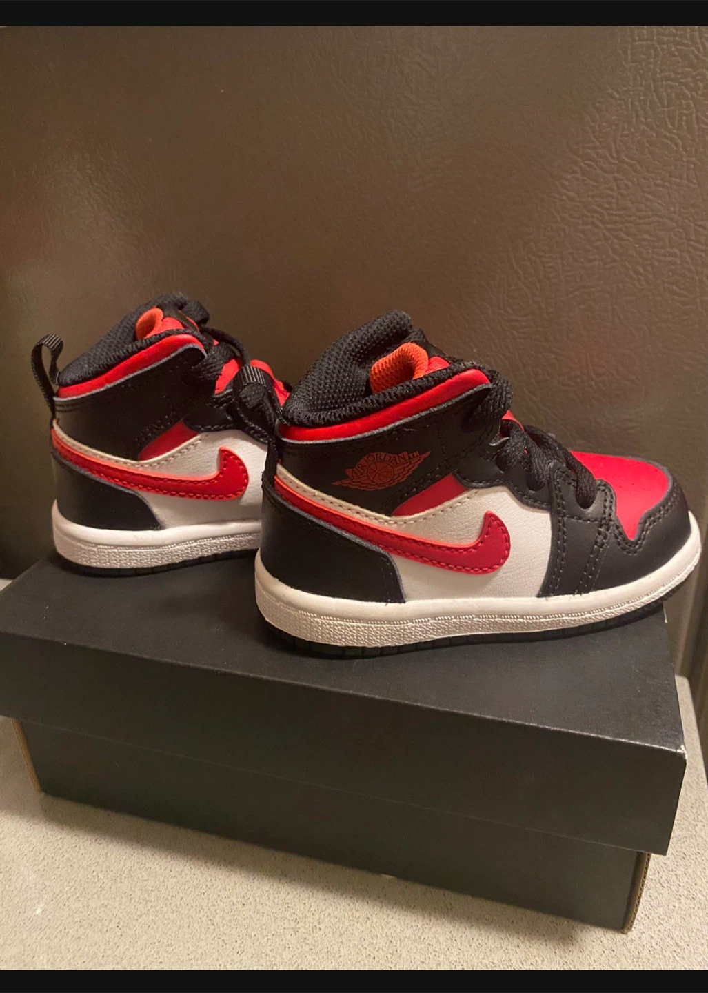 Nike Air Jordan 1 Toddler Shoes - Black/Red