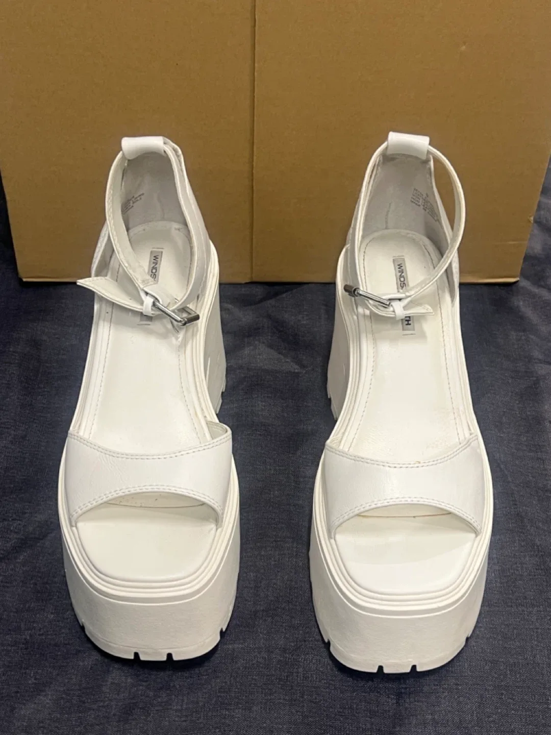Windsor Smith White Leather Platform Sandals - Size 9 thumbnail