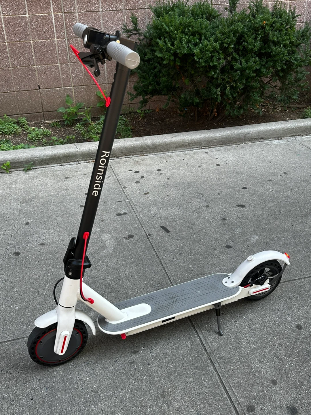 Electric scooter run fast strong 25mph new condition - photo 2