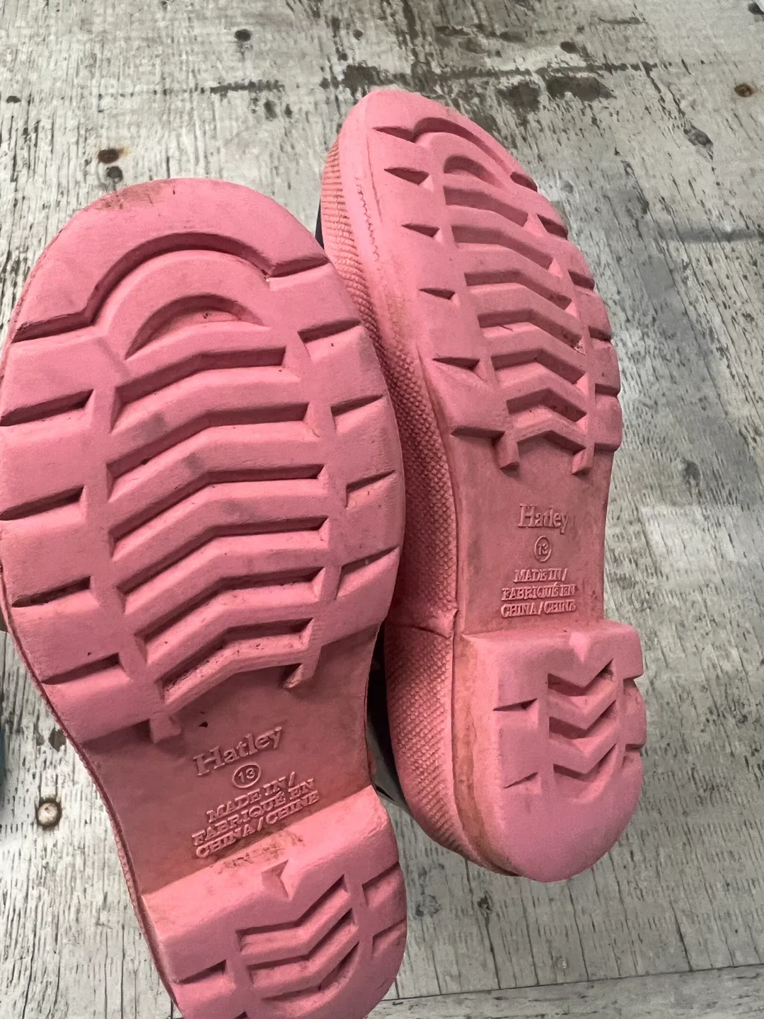 Hatley Kids Rain Boots Size 13 and 3 image indicator(3)