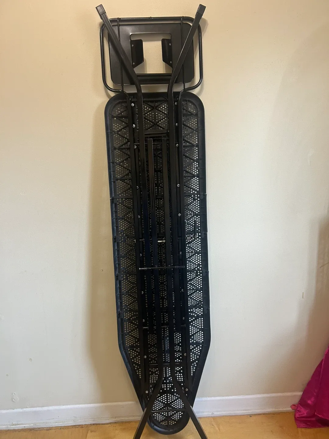 Ironing Board (53 inches) image indicator(4)