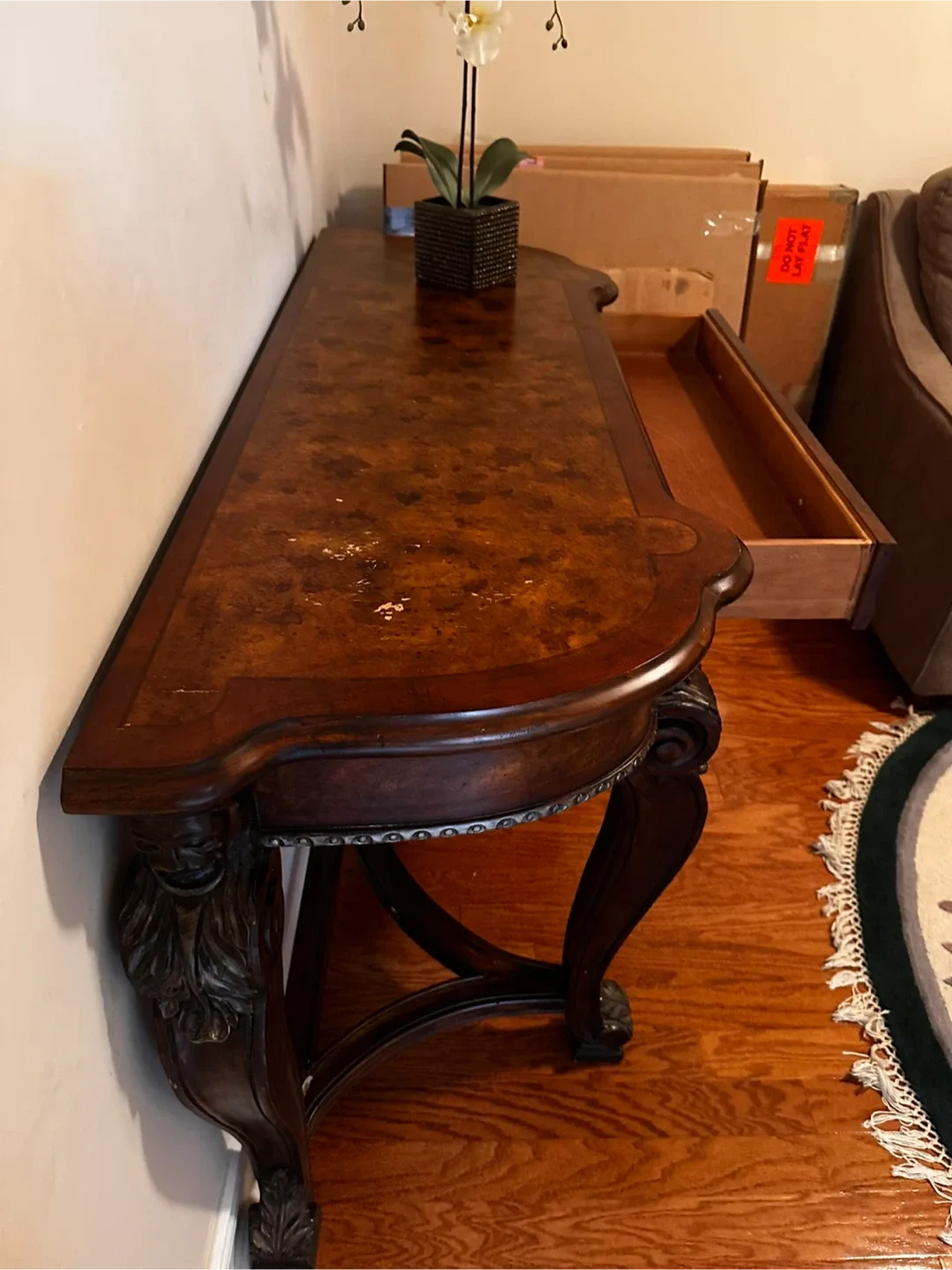 Antique Style Console Table image indicator(4)