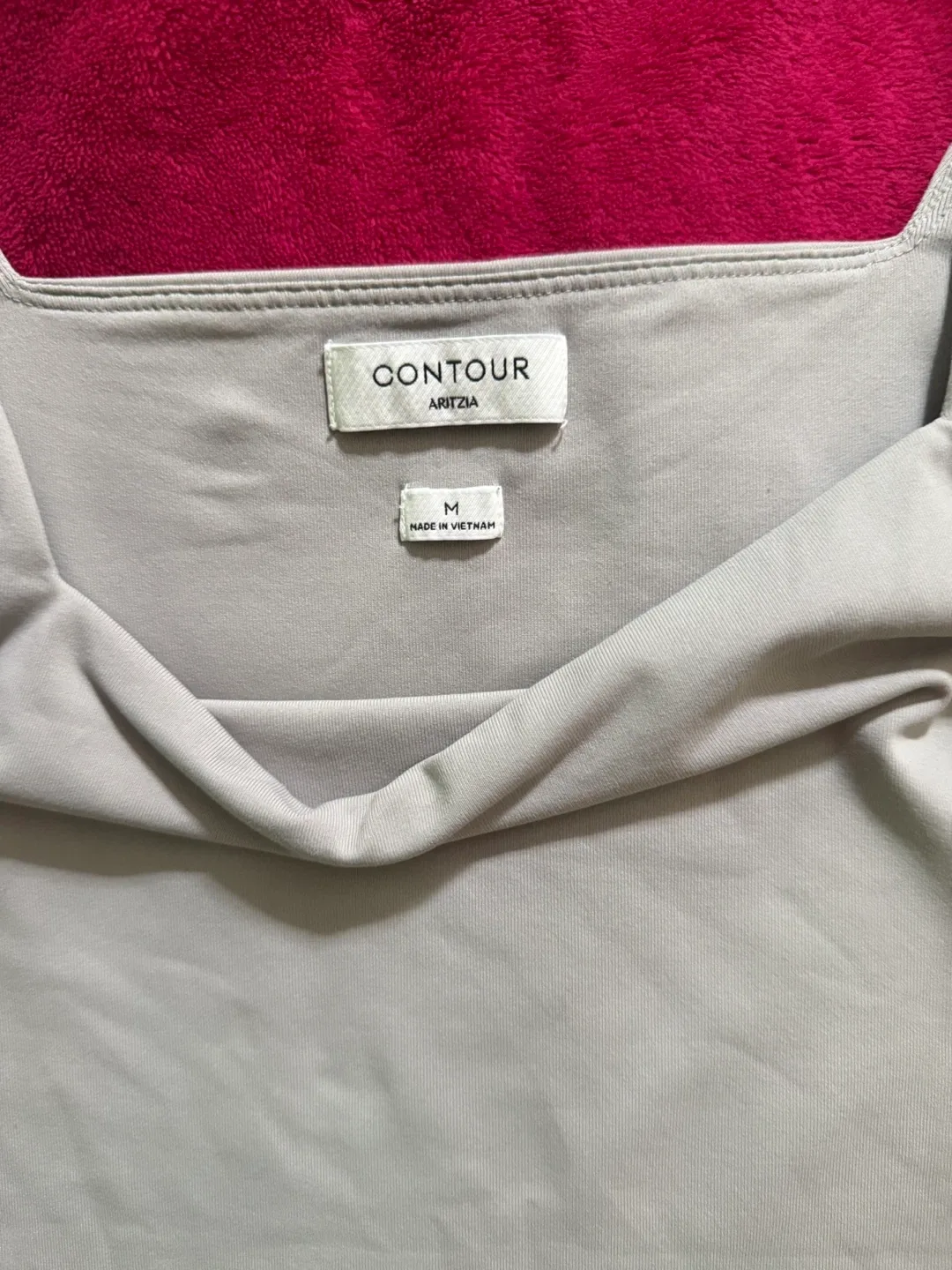 Aritzia Contour Squareneck Hip Tee - Size M image indicator(3)