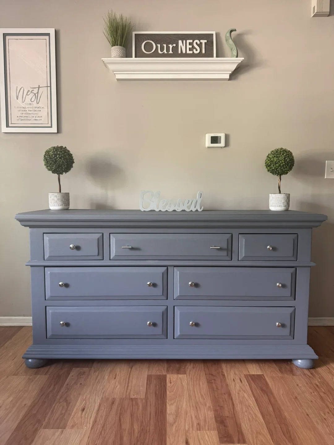 ✨🩶Gorgeous solid wood dresser🩶✨ thumbnail