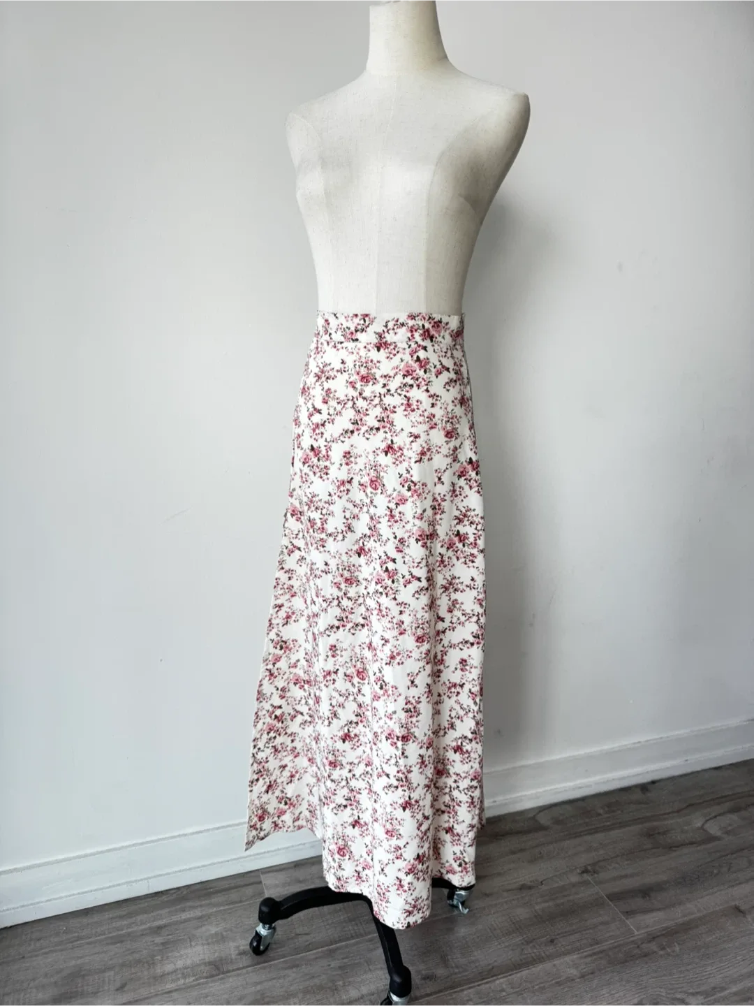 Floral Maxi Skirt - size S thumbnail