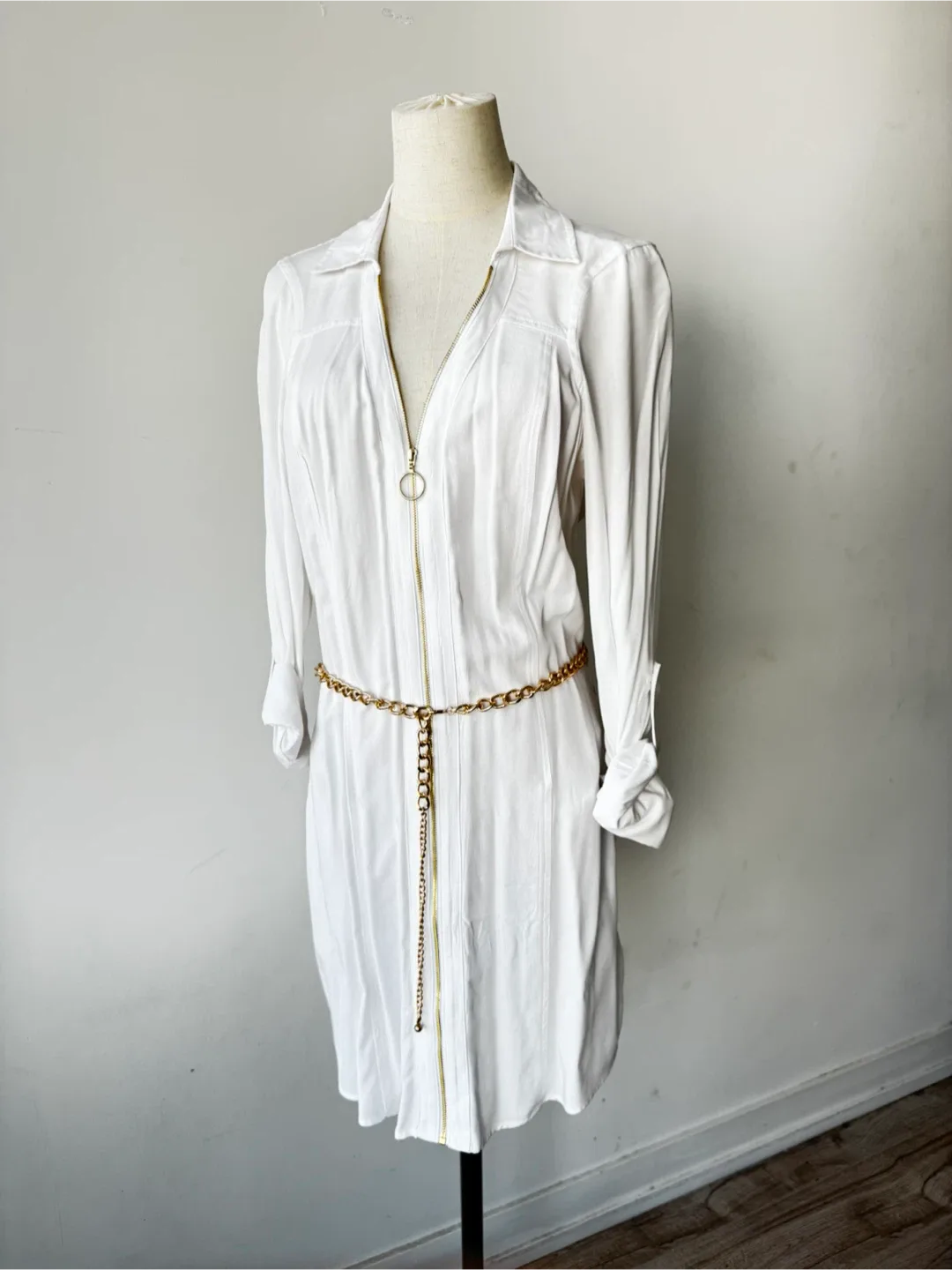 Guess White Dress with Gold Accents - Size M thumbnail