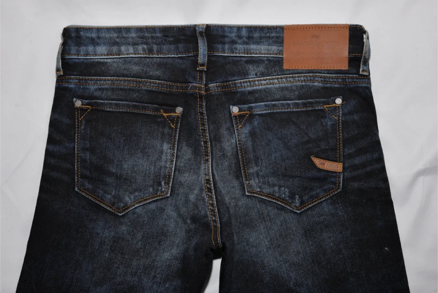 Vintage PARASUCO Dark Wash Jeans image indicator(3)