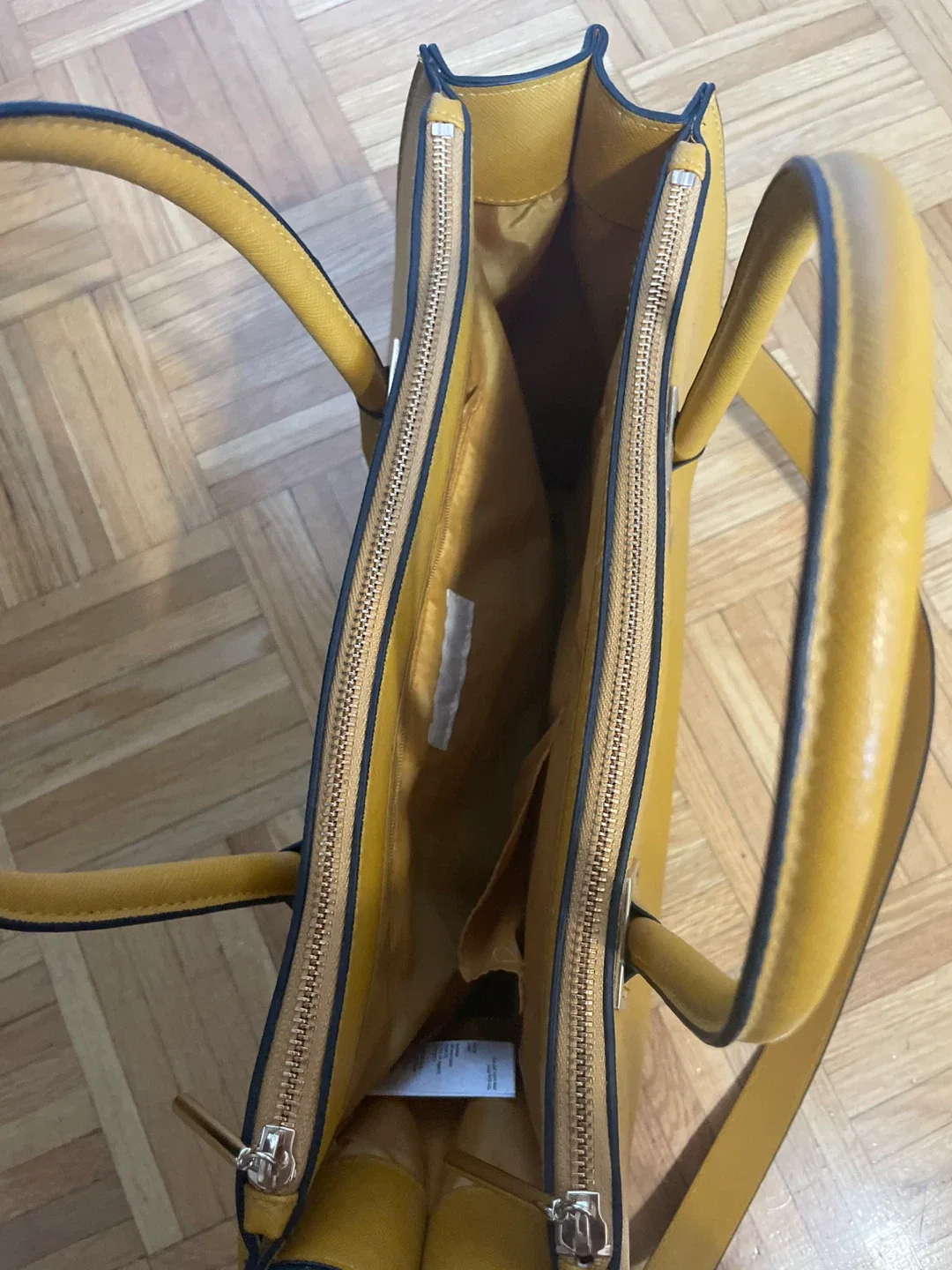 H&M Yellow Satchel Bag image indicator(4)
