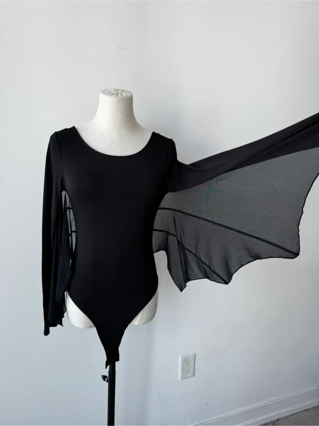 [NEW] Halloween Bat Black Long Sleeve Bodysuit - size S thumbnail