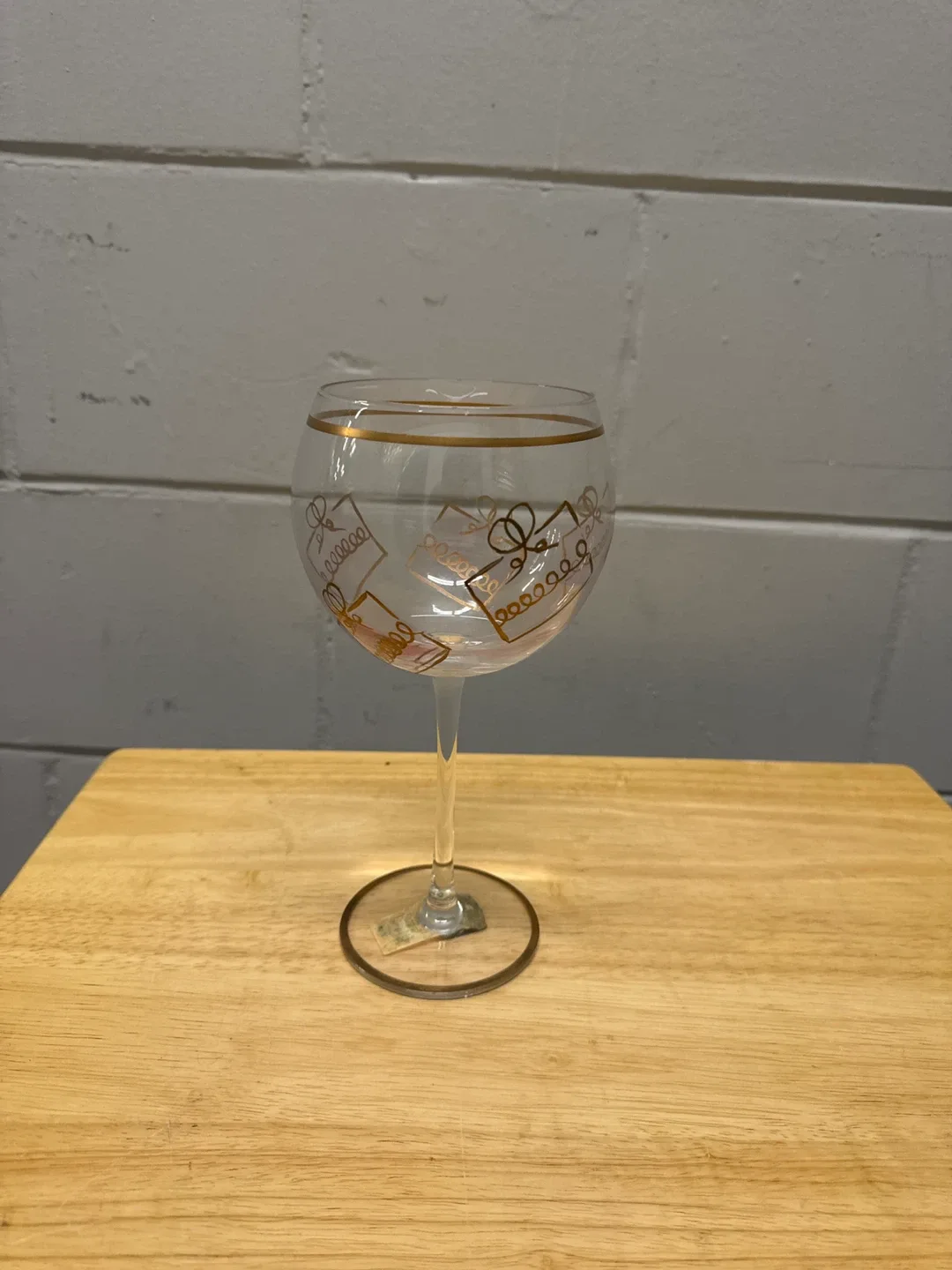 Mikasa Holiday Splendor Wine Glasses - Set of 4 thumbnail