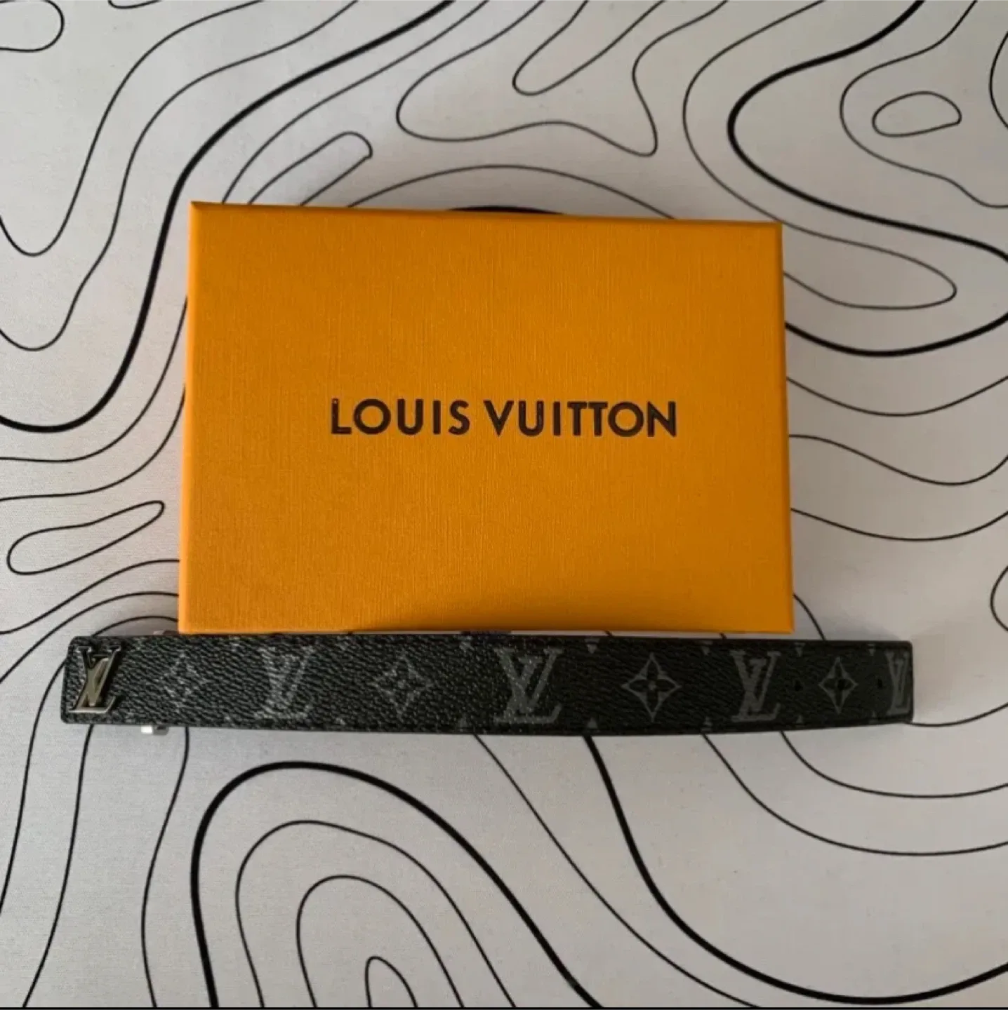 Louis Vuitton Bracelet image indicator(2)