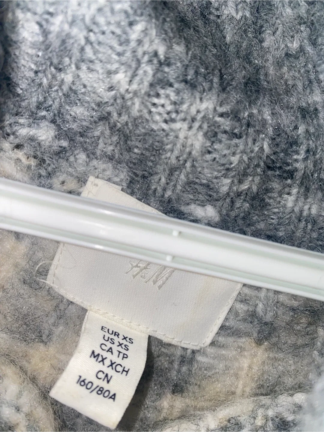 H&M XS Grey Patterned Turtleneck Sweater image indicator(4)