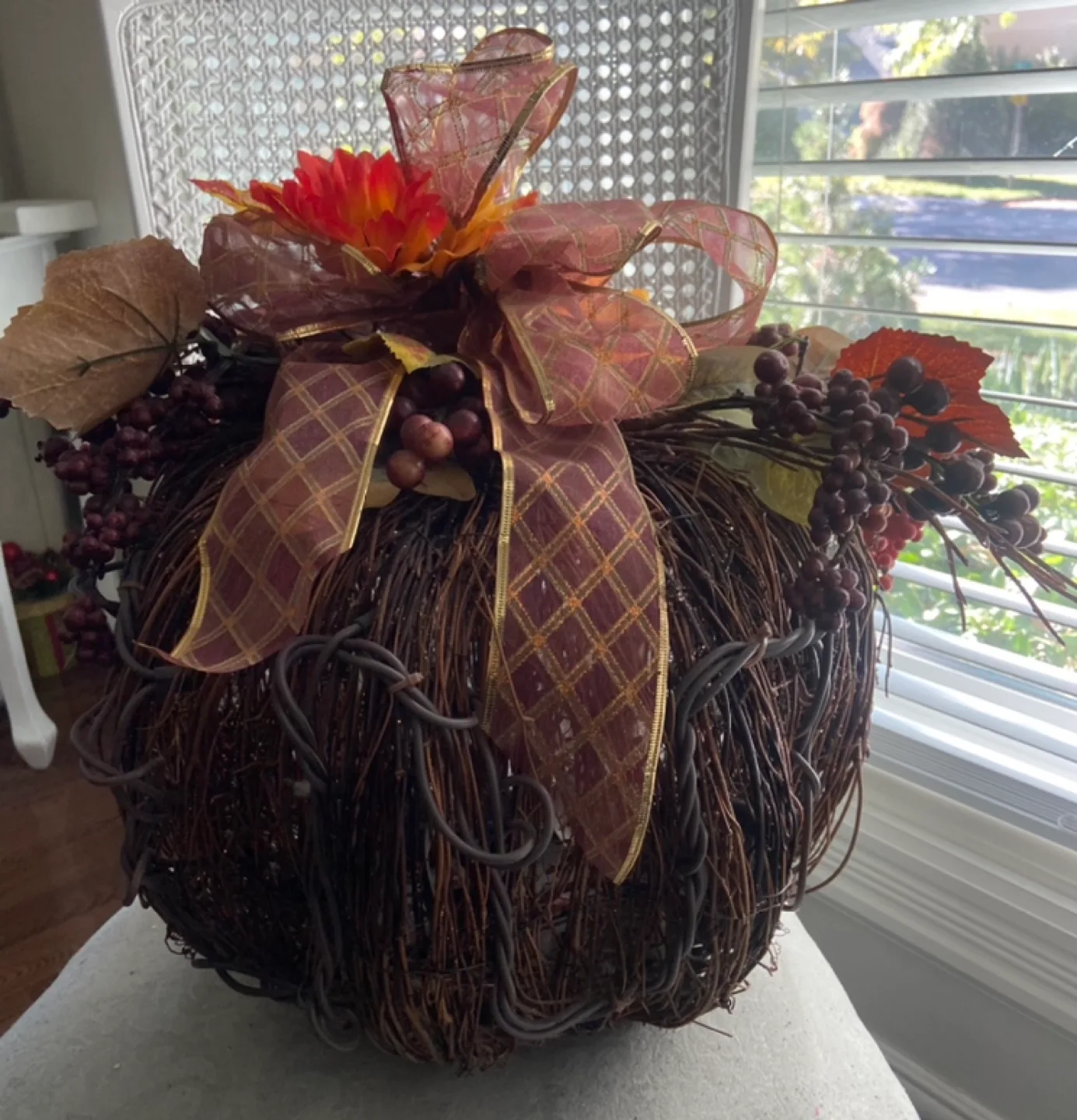 Fall Harvest Pumpkin Decor image indicator(3)
