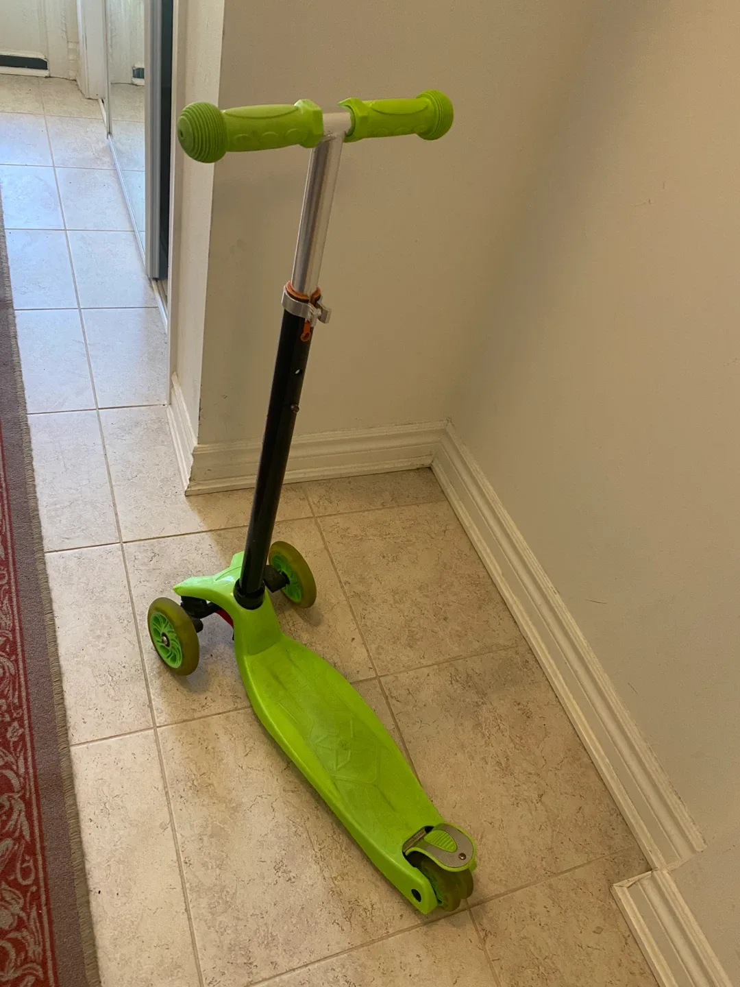 Light-Up Green Scooter image indicator(2)