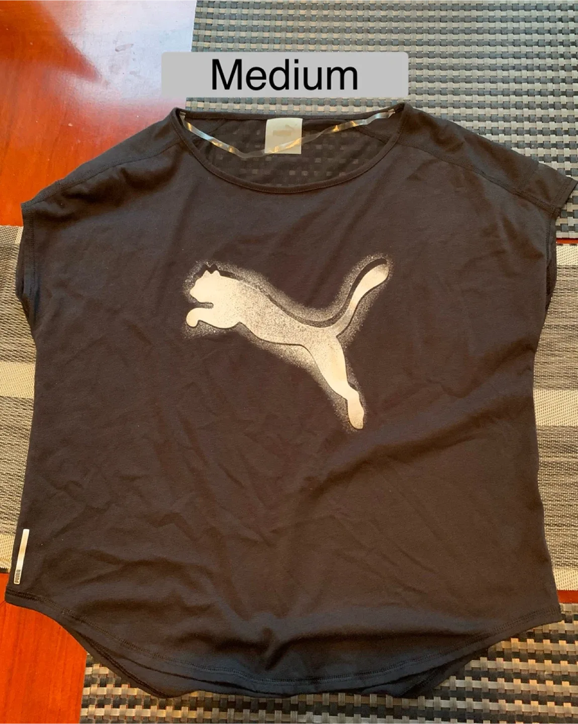 2 Ladies PUMA Blouse and Cropped Top for $8 image indicator(3)