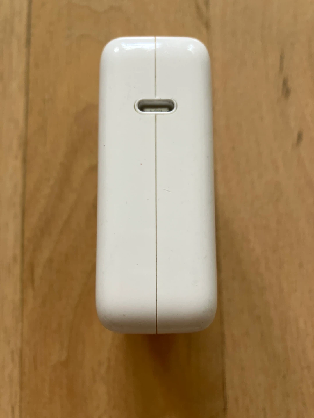 Apple 67W USB-C Power Adapter - Like New! - photo 3