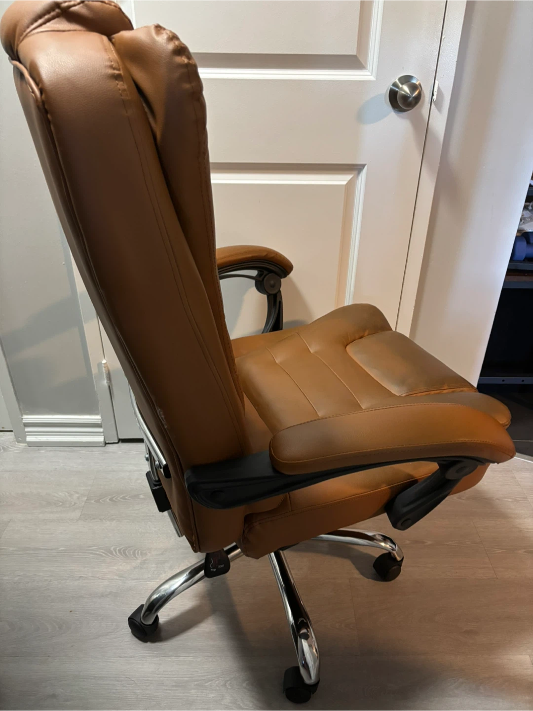 Executive Office Chair - Brown Leather - photo 4