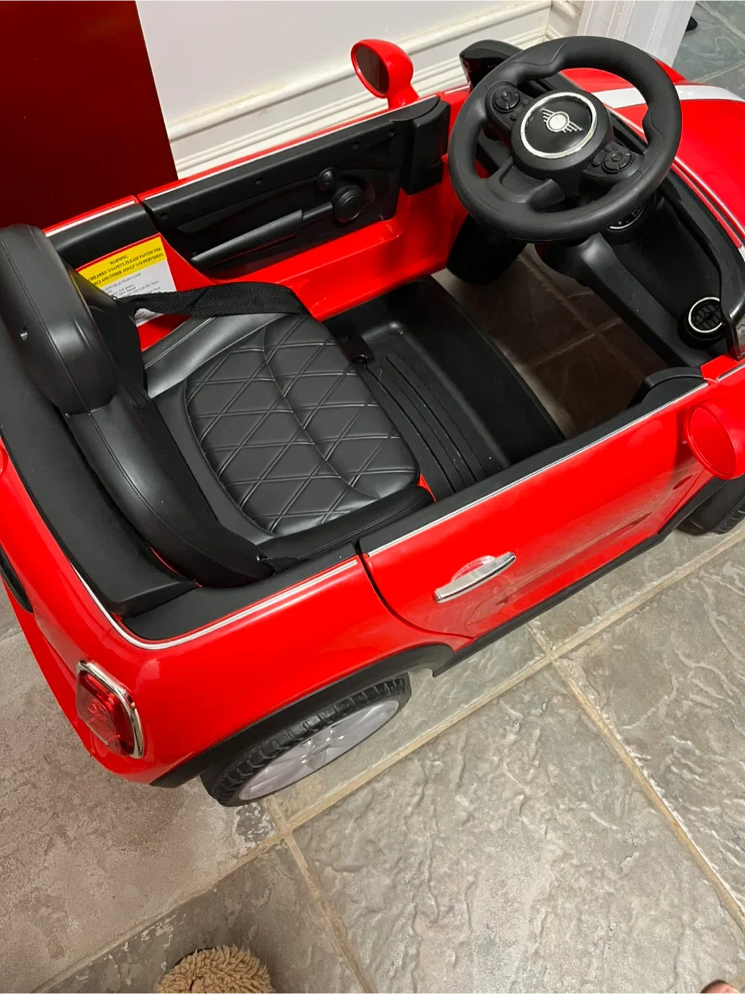 MINI Convertible Ride-On Car - Red image indicator(2)