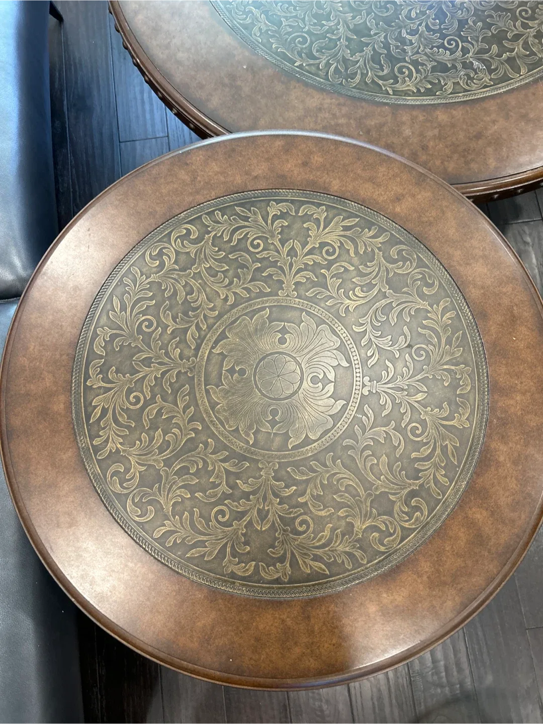 Round Coffee Table set with Metal Base 🧡 image indicator(5)