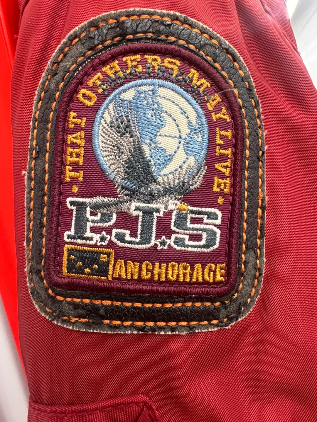 Parajumpers Winter Jacket - Size Large image indicator(6)