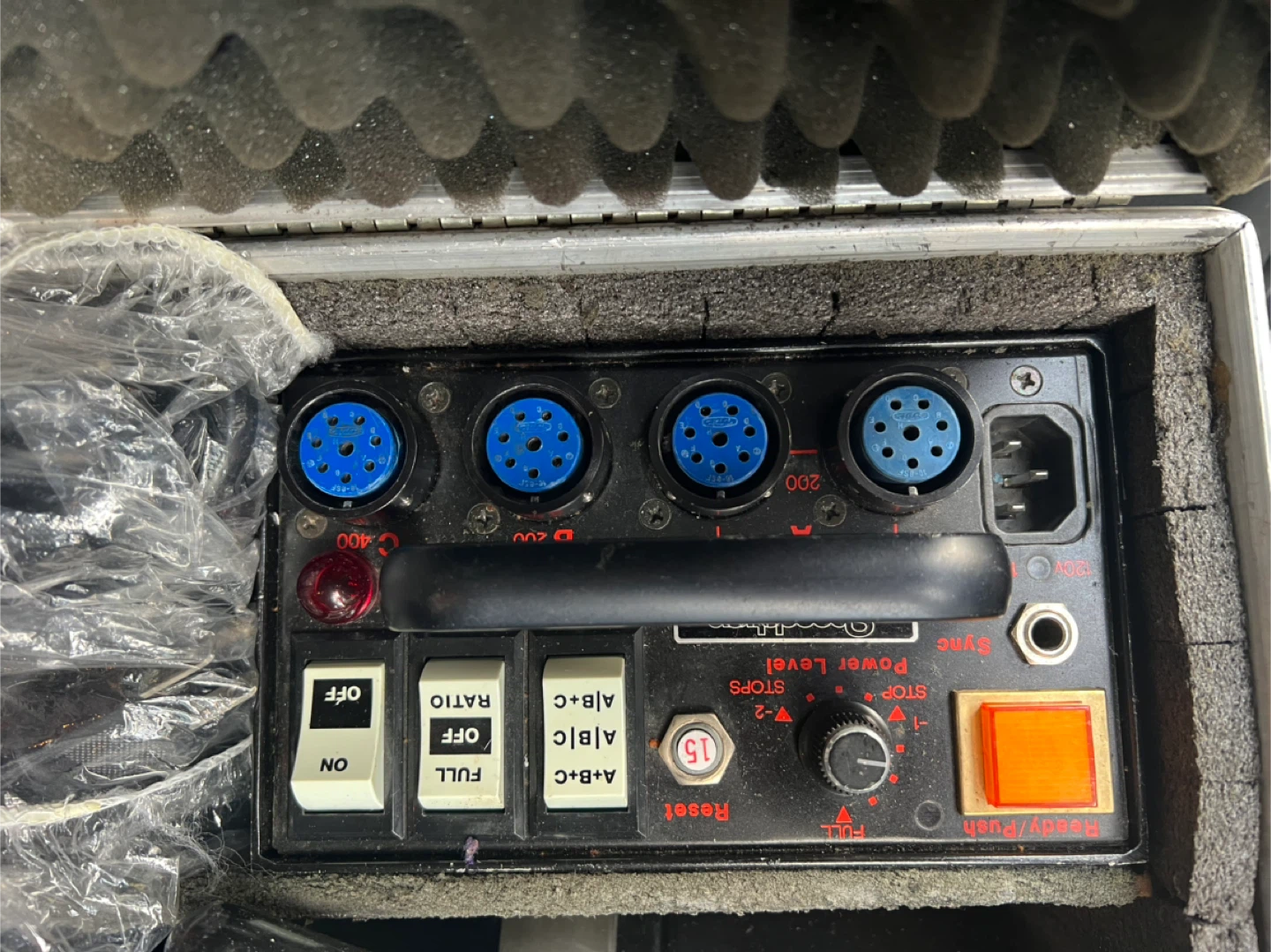 Speedotron 805 Power Supply Lighting Kit - photo 4