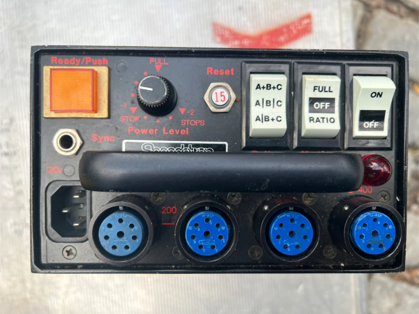 Speedotron 805 Power Supply Lighting Kit - photo 3