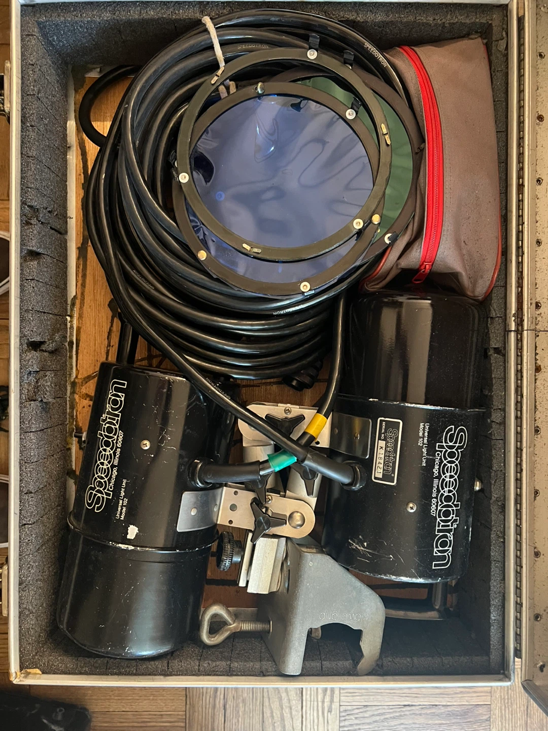 Speedotron 805 Power Supply Lighting Kit - photo 2