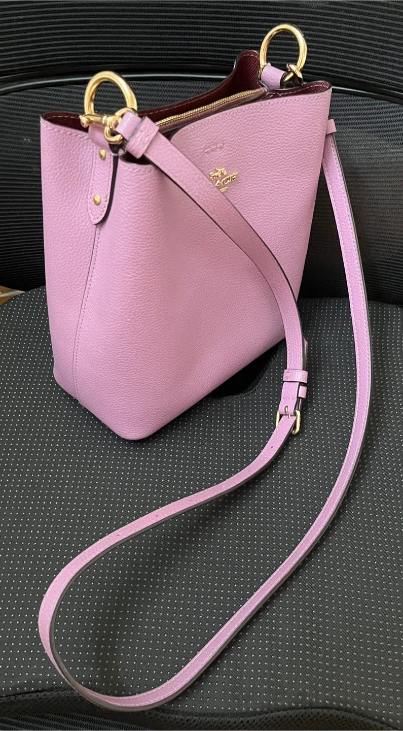 Coach Small Town Bucket Bag Lilac image indicator(2)