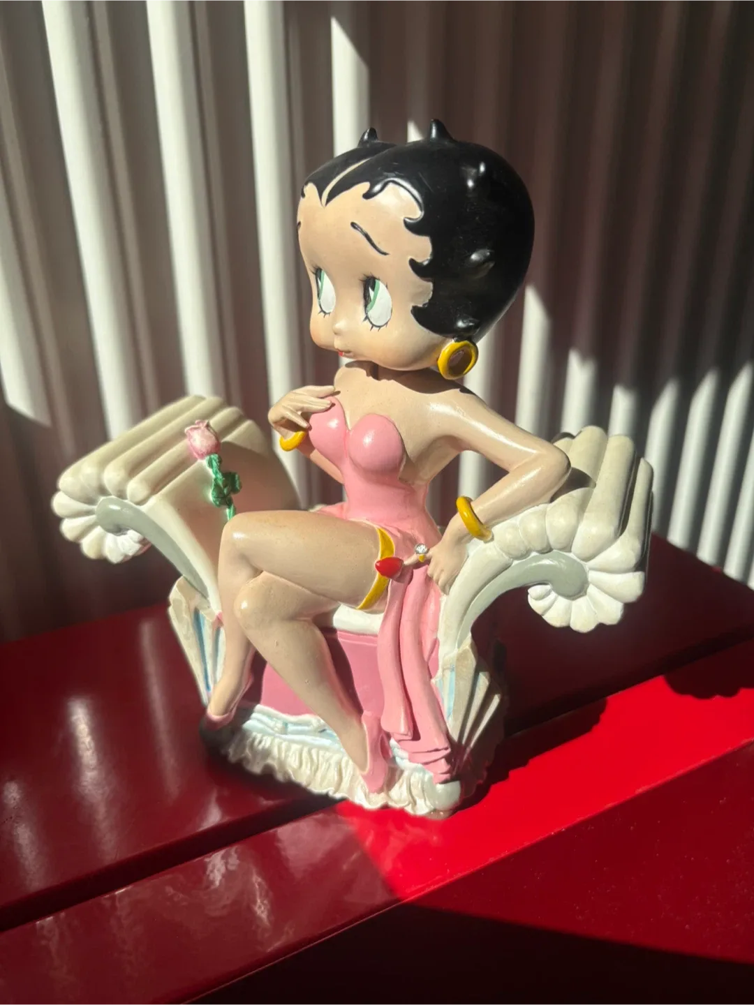 Betty Boop Figurine by Vandor image indicator(2)