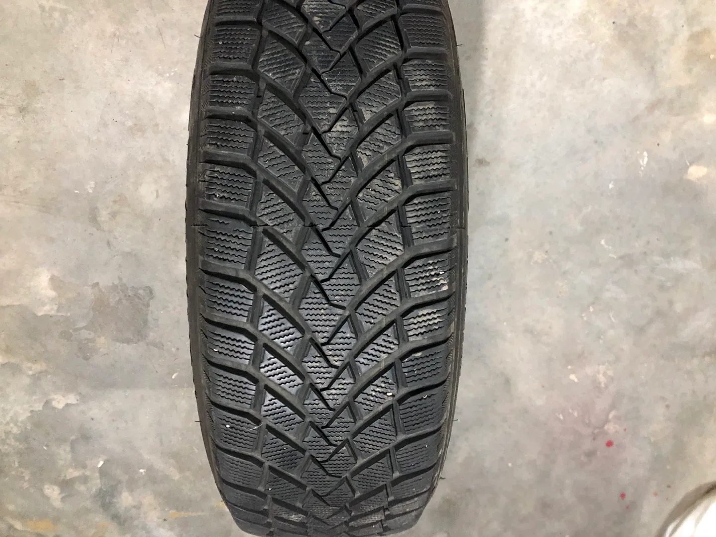 Winter Tire on Steel Rim image indicator(2)