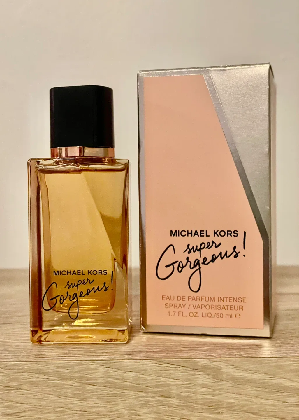 Michael Kors Super Gorgeous! 50ml Perfume thumbnail