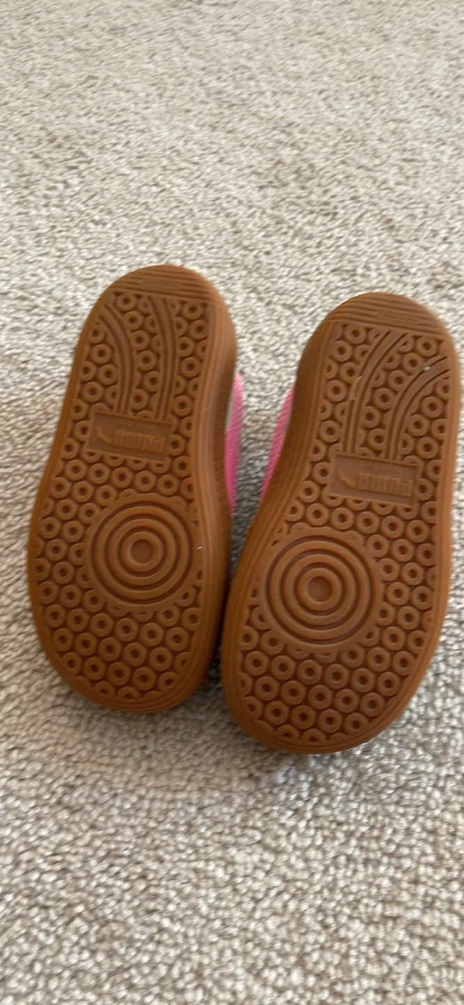 Size 7C Puma Palermo Baby Shoes - Green/Pink image indicator(4)