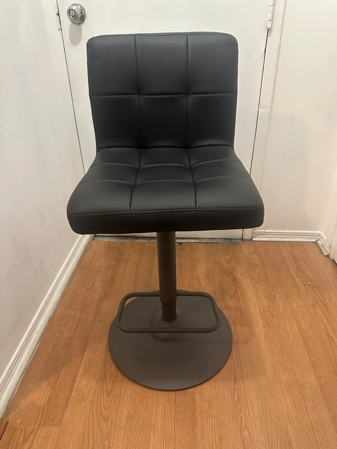 Black Swivel Bar Stool - photo 4